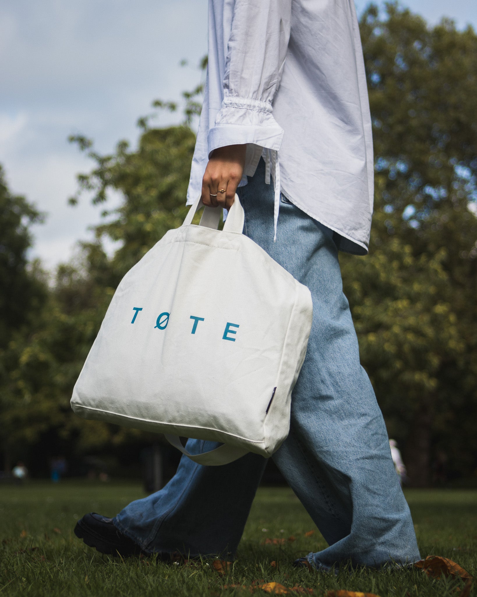 Off White/Blue TØTE Bag-tote bag-TØTE